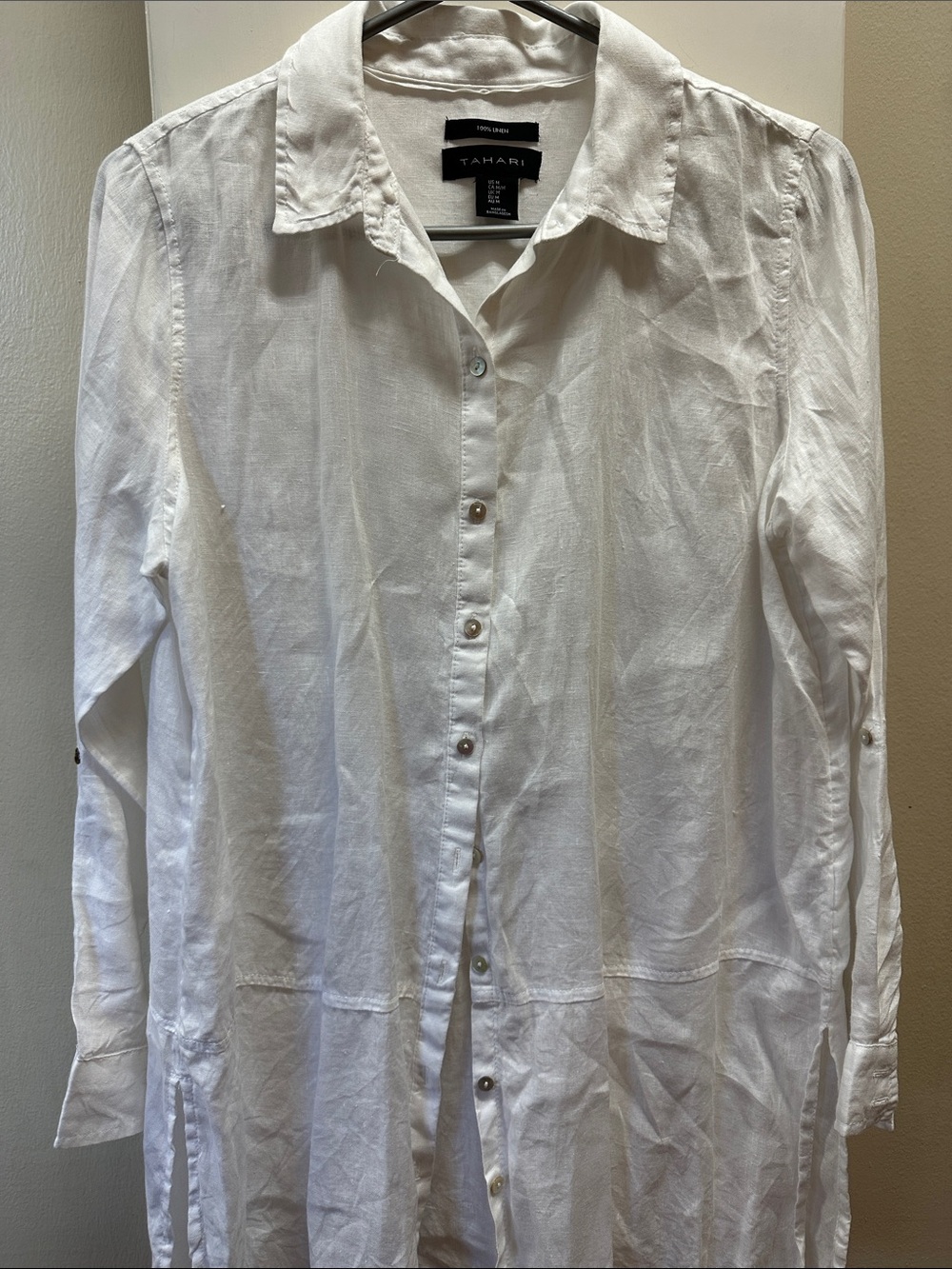 Tahari White Long-Sleeve linen Button-Down size medium and extra long length